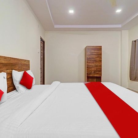Hotel O R Square Inn Hyderabad Exterior foto